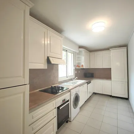 Superbe 4p In Rdj Avec Piscine - Parking Apartman *